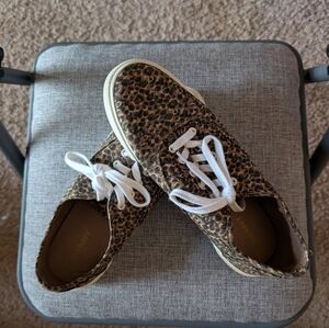 Old Navy Leopard Print Canvas Sneakers with White Laces